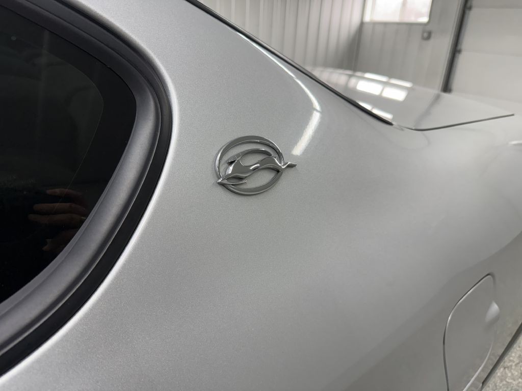 2003 Chevrolet Impala Image 29