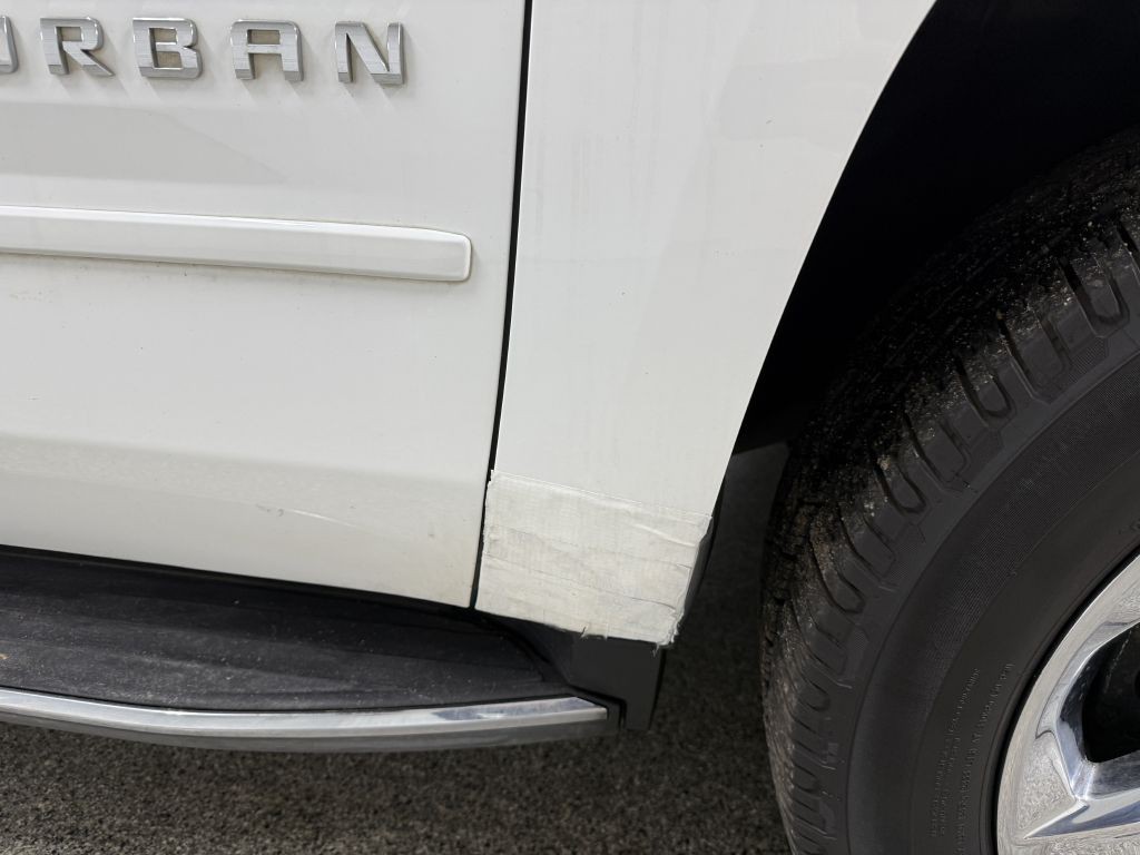 2015 Chevrolet Suburban Image 10