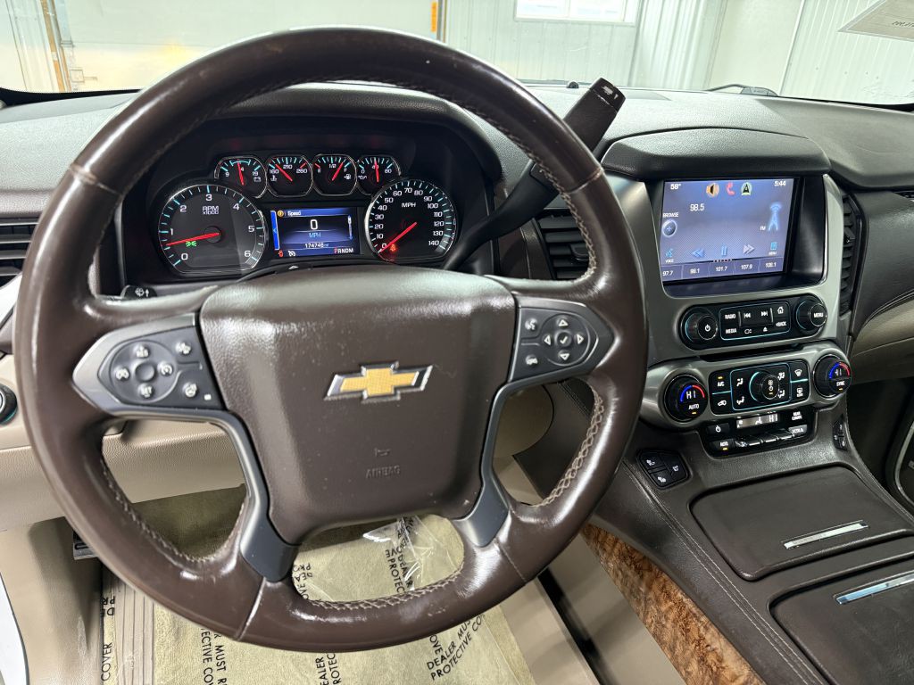 2015 Chevrolet Suburban Image 20