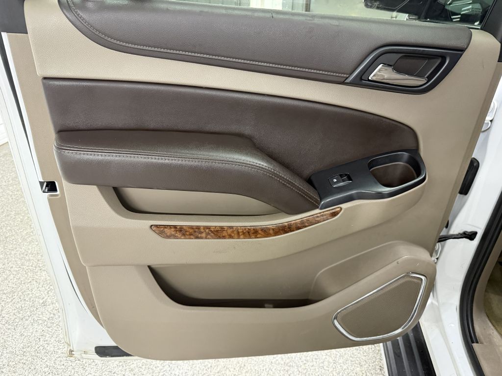 2015 Chevrolet Suburban Image 36