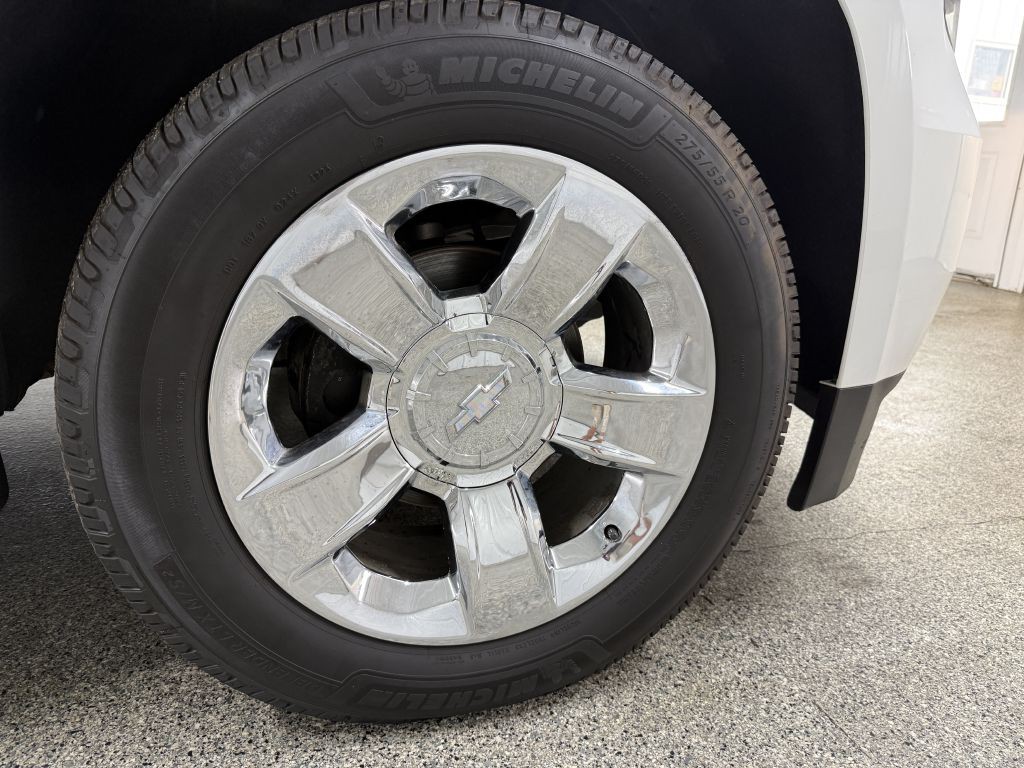 2015 Chevrolet Suburban Image 47