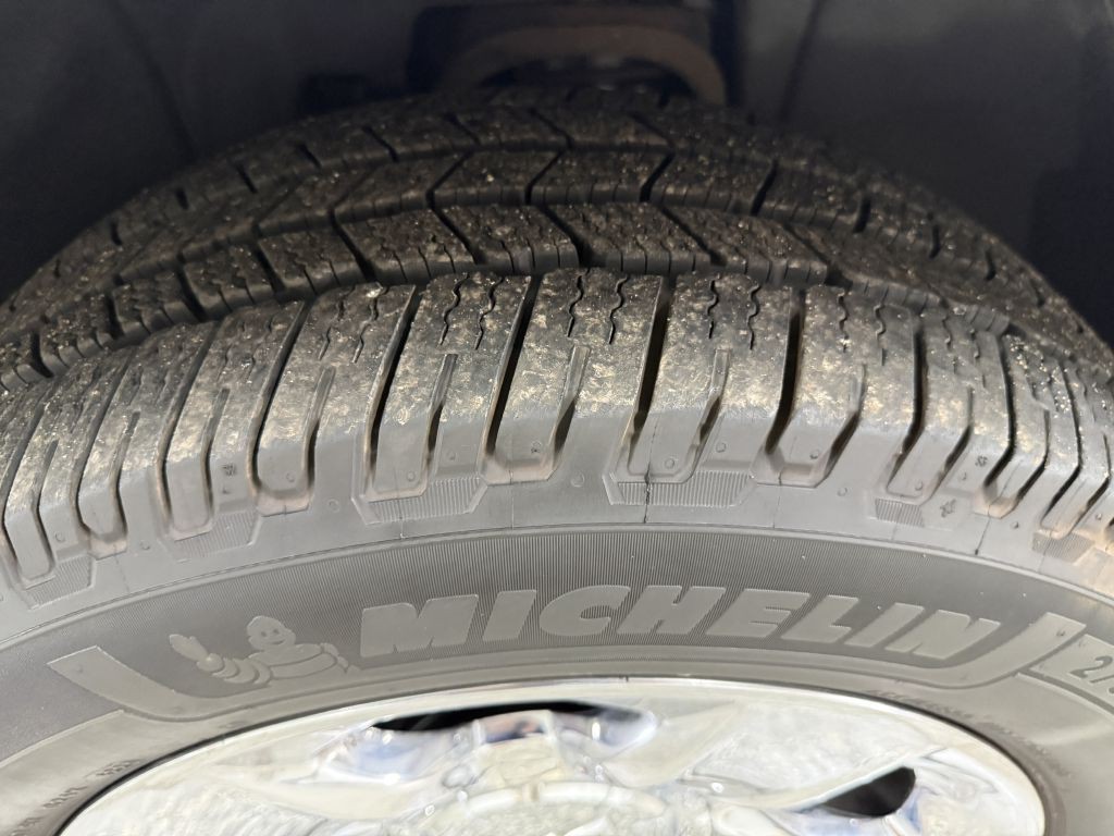 2015 Chevrolet Suburban Image 48