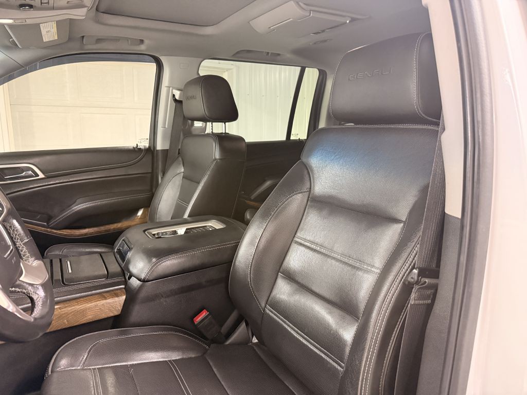 2019 GMC Yukon Image 9