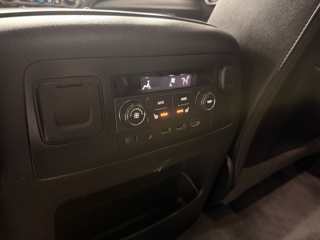 2019 GMC Yukon Image 30