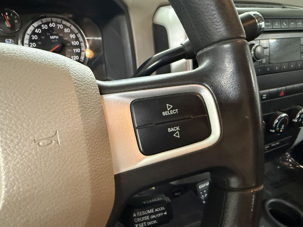 2011 Dodge Ram 2500 Image 21