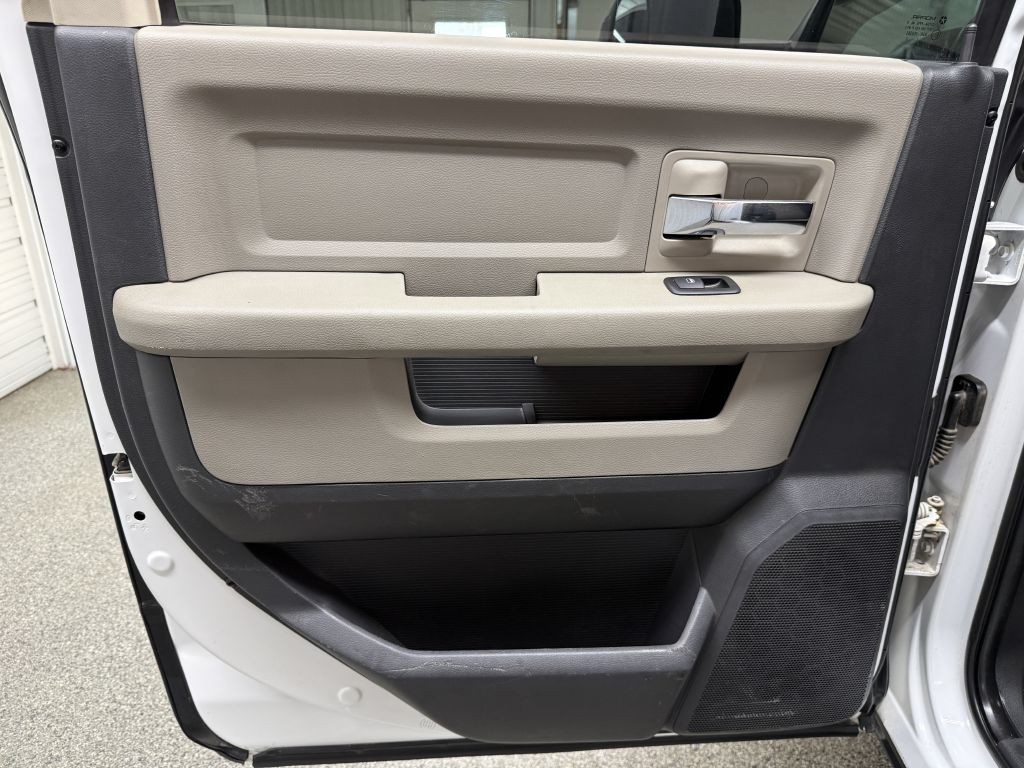 2011 Dodge Ram 2500 Image 28