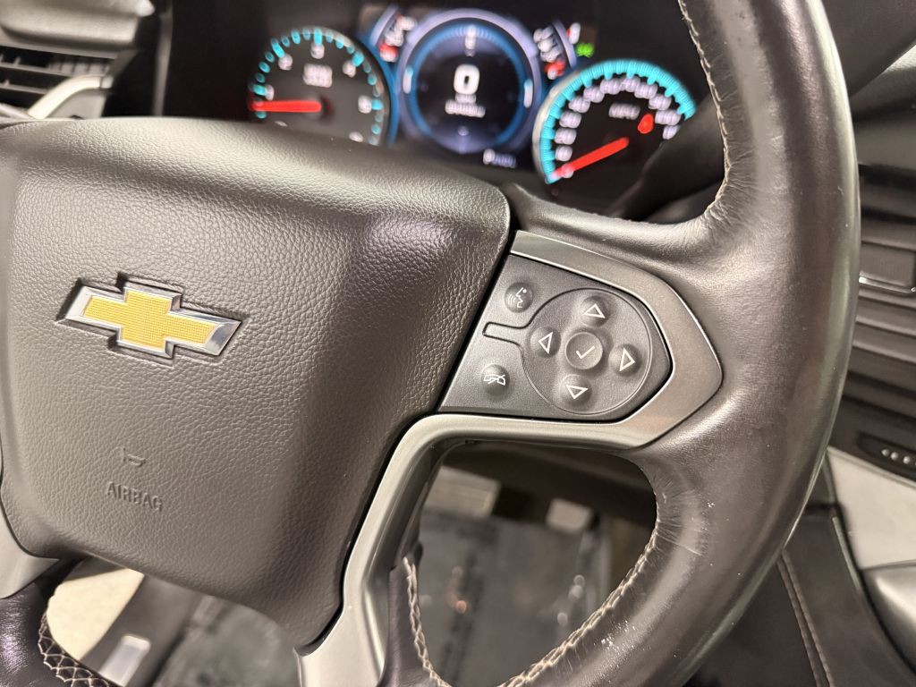 2017 Chevrolet Suburban Image 21