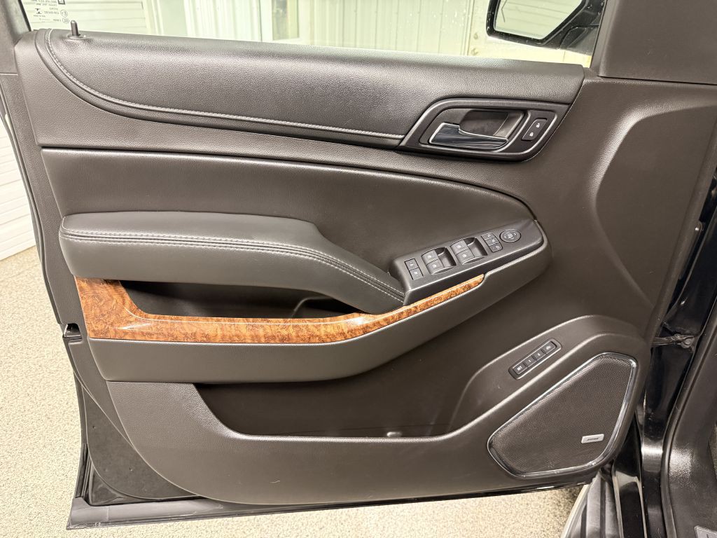 2017 Chevrolet Suburban Image 26