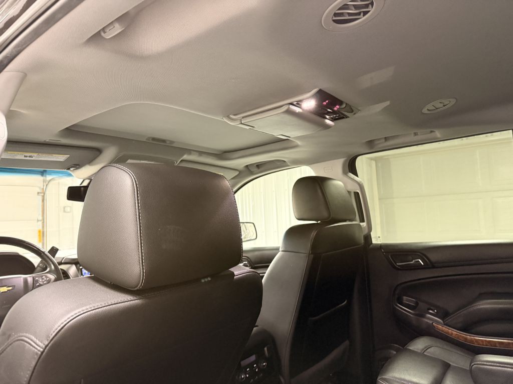 2017 Chevrolet Suburban Image 29