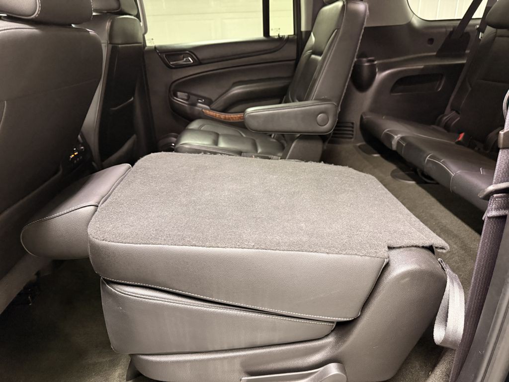 2017 Chevrolet Suburban Image 34