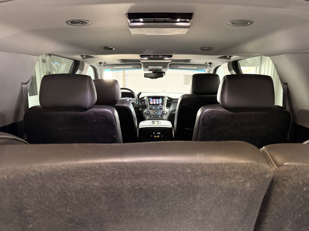 2017 Chevrolet Suburban Image 39