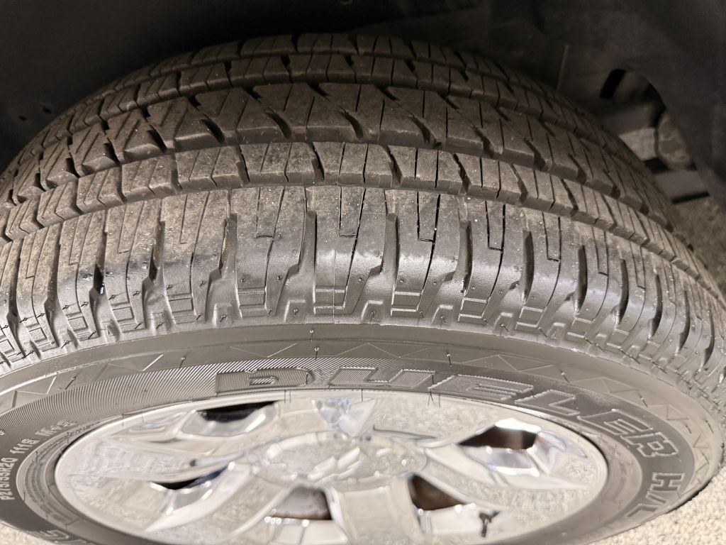 2017 Chevrolet Suburban Image 50