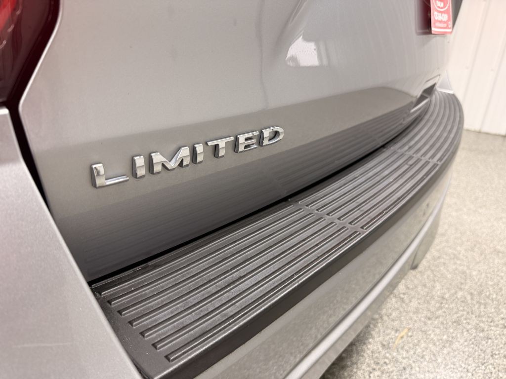 2021 Ford Expedition Image 8
