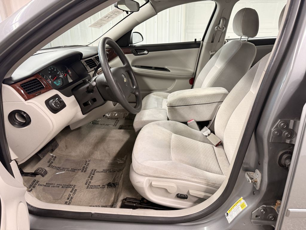 2008 Chevrolet Impala Image 9