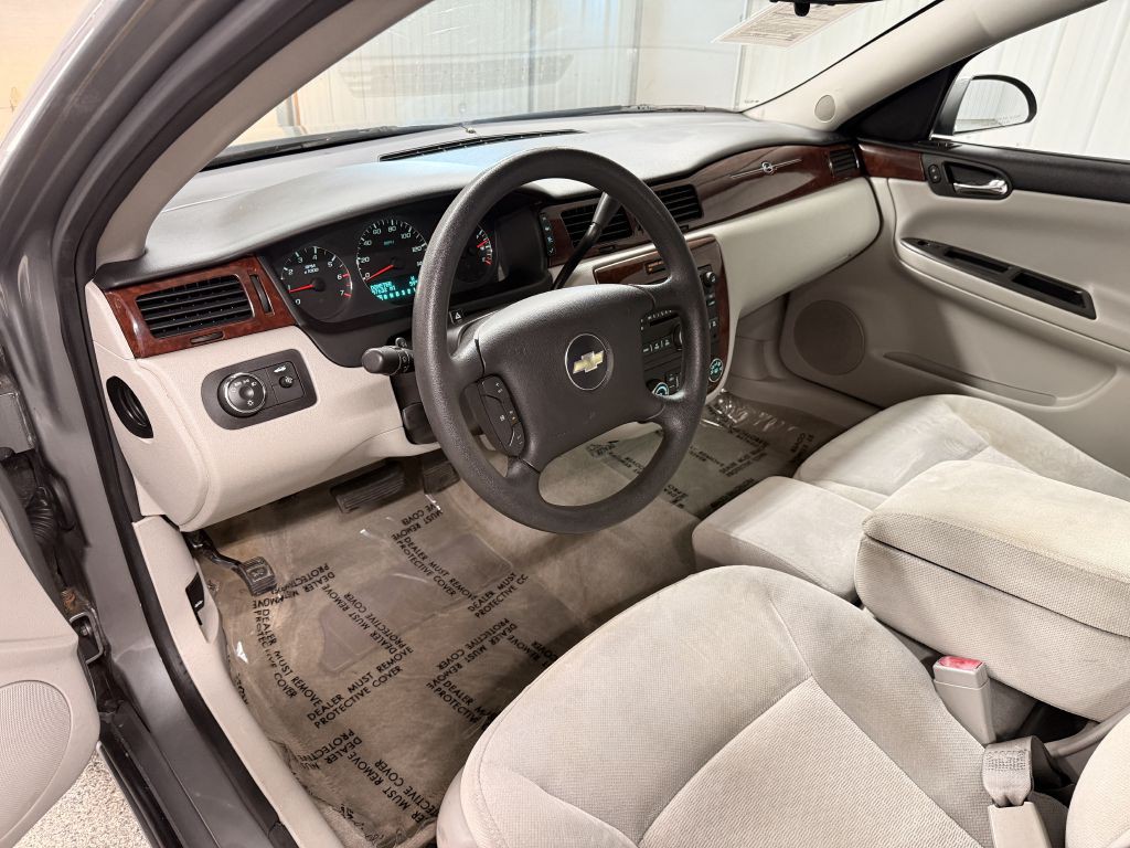 2008 Chevrolet Impala Image 10