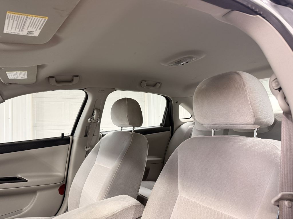 2008 Chevrolet Impala Image 11