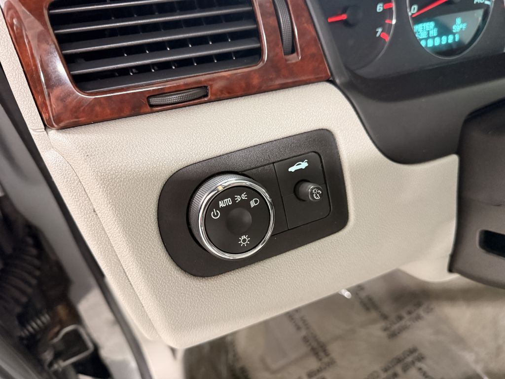 2008 Chevrolet Impala Image 13