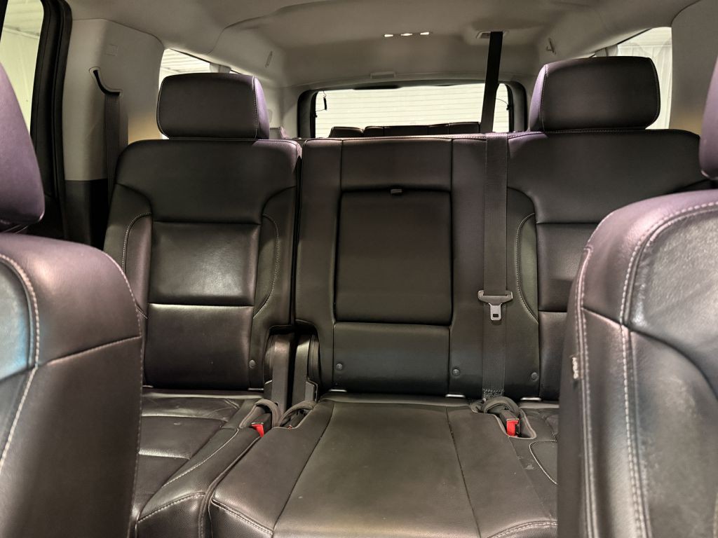 2020 Chevrolet Suburban Image 14