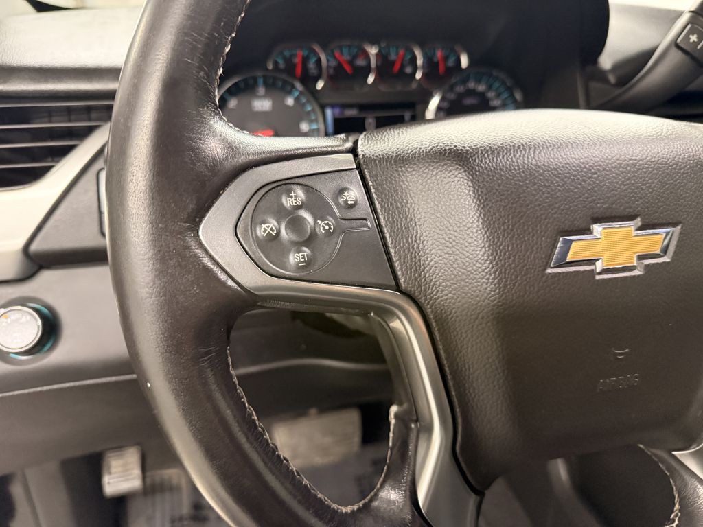 2020 Chevrolet Suburban Image 17