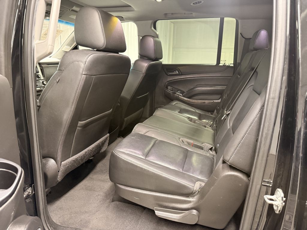 2020 Chevrolet Suburban Image 23