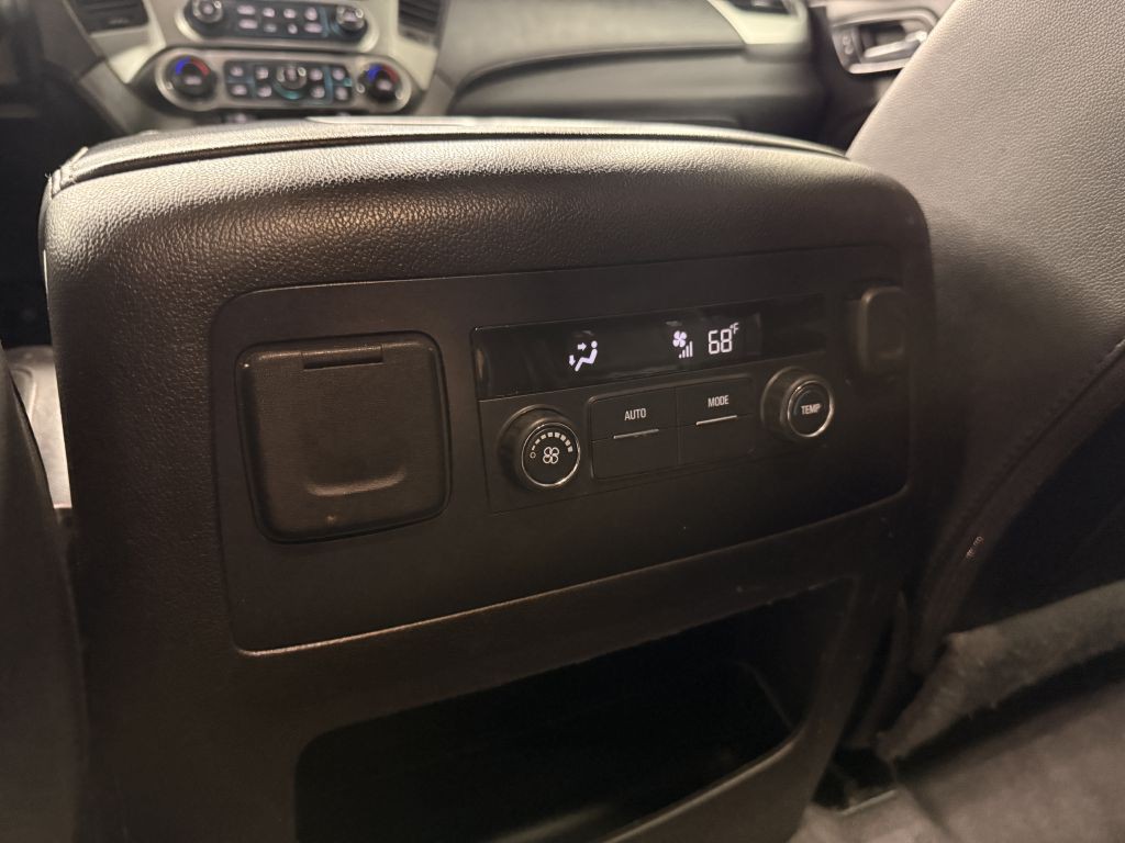 2020 Chevrolet Suburban Image 24