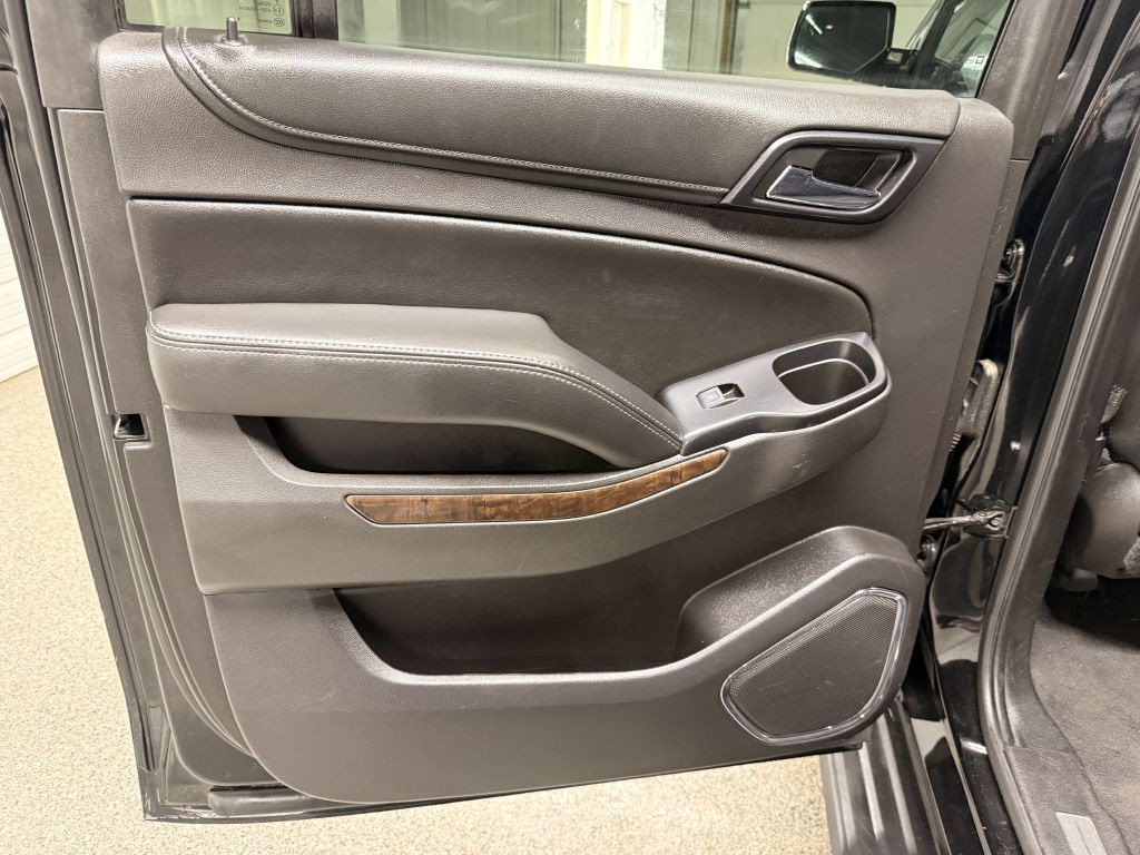 2020 Chevrolet Suburban Image 26