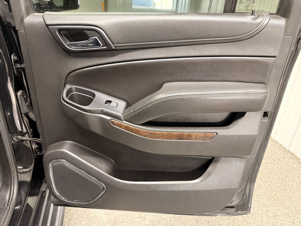 2020 Chevrolet Suburban Image 32
