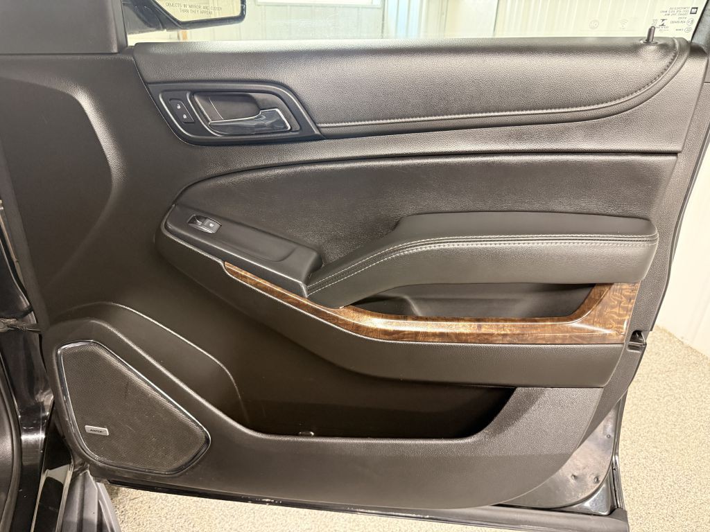 2020 Chevrolet Suburban Image 37