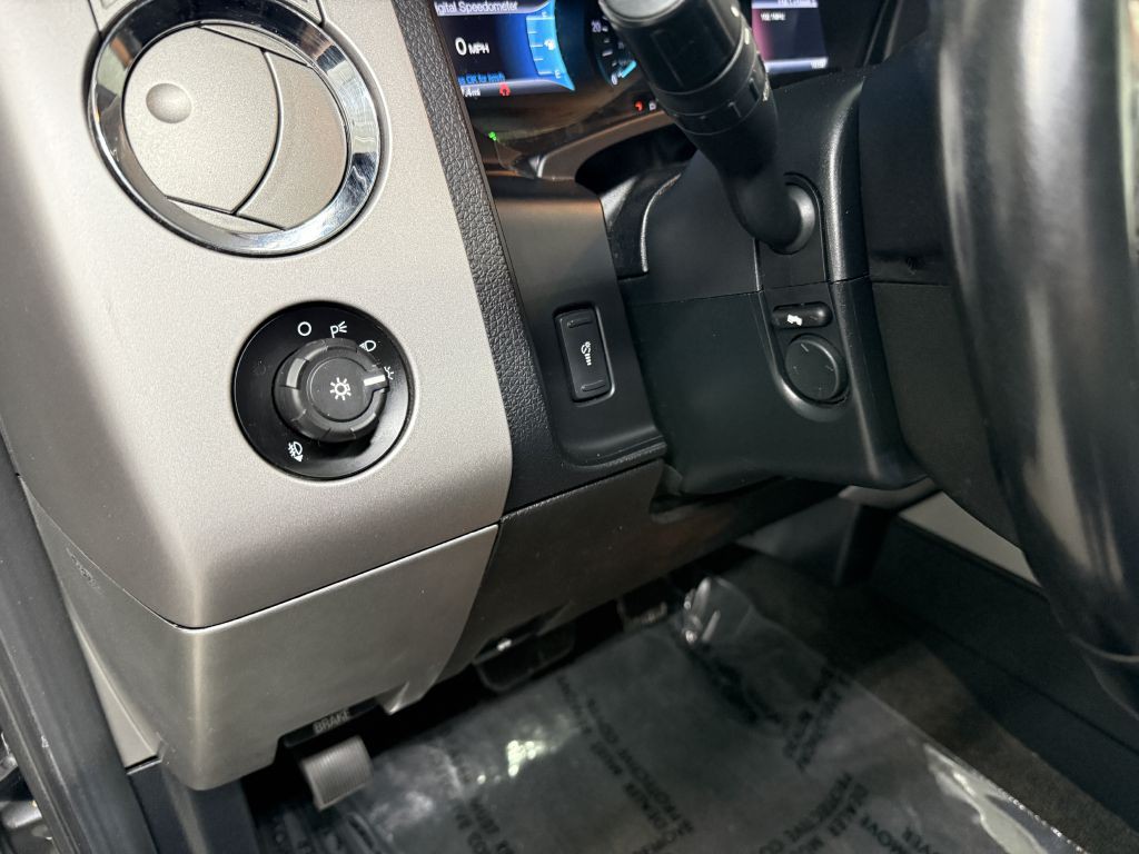 2017 Ford Expedition Image 14