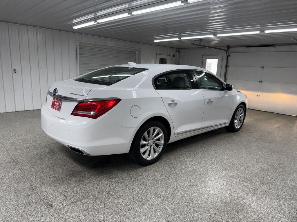 2016 Buick Lacrosse Image 6
