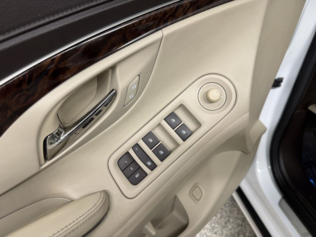 2016 Buick Lacrosse Image 23