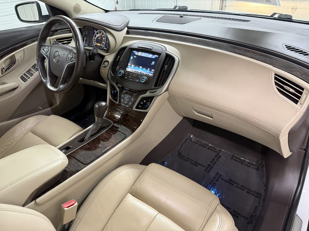 2016 Buick Lacrosse Image 35