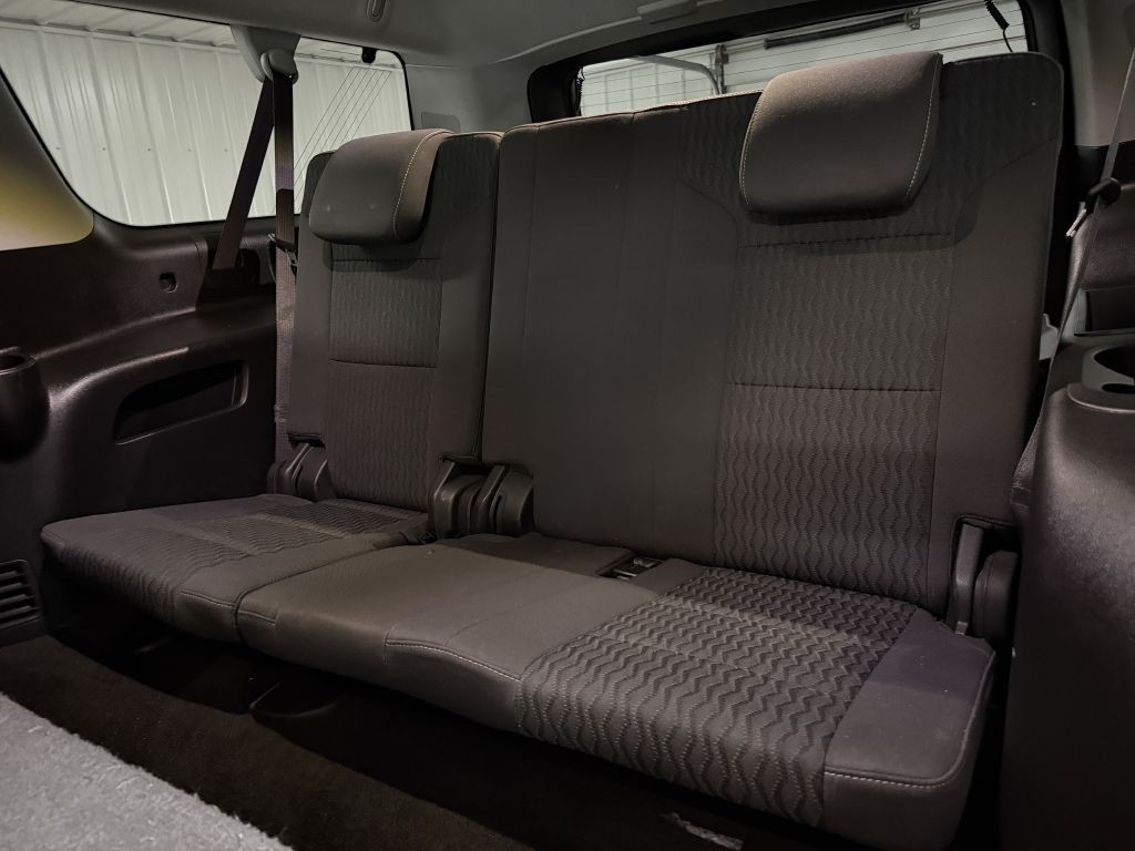 2017 Chevrolet Suburban Image 29