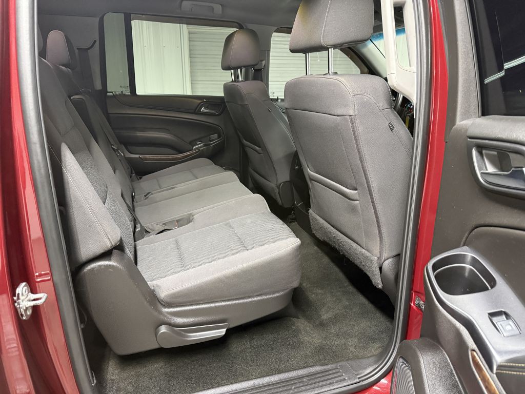 2017 Chevrolet Suburban Image 33