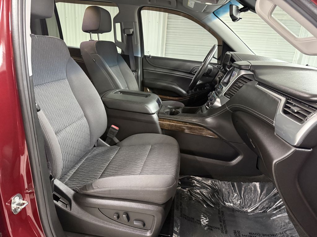 2017 Chevrolet Suburban Image 37
