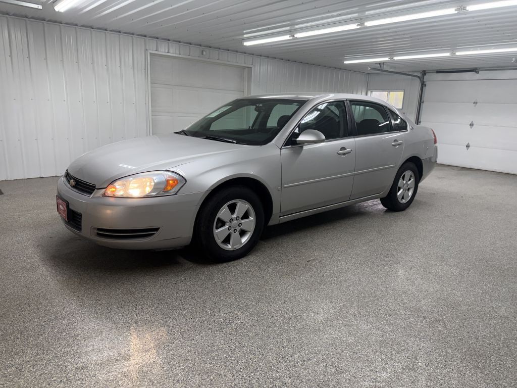 2007 Chevrolet Impala Image 2