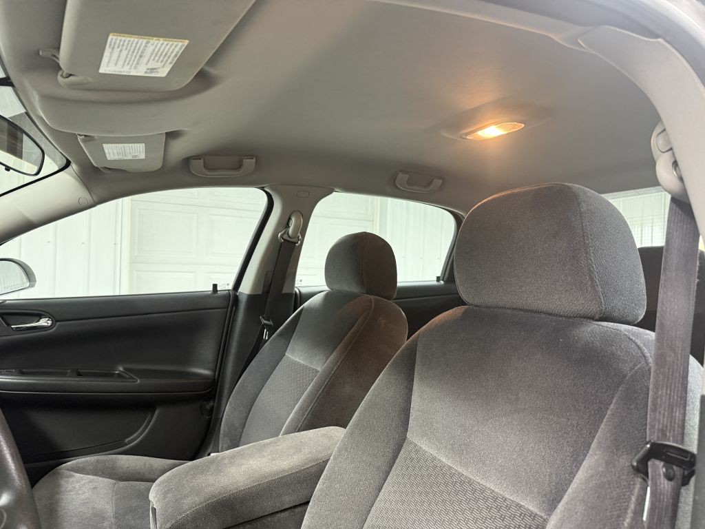 2007 Chevrolet Impala Image 10