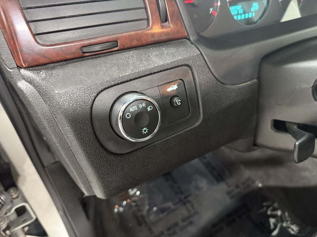 2007 Chevrolet Impala Image 12