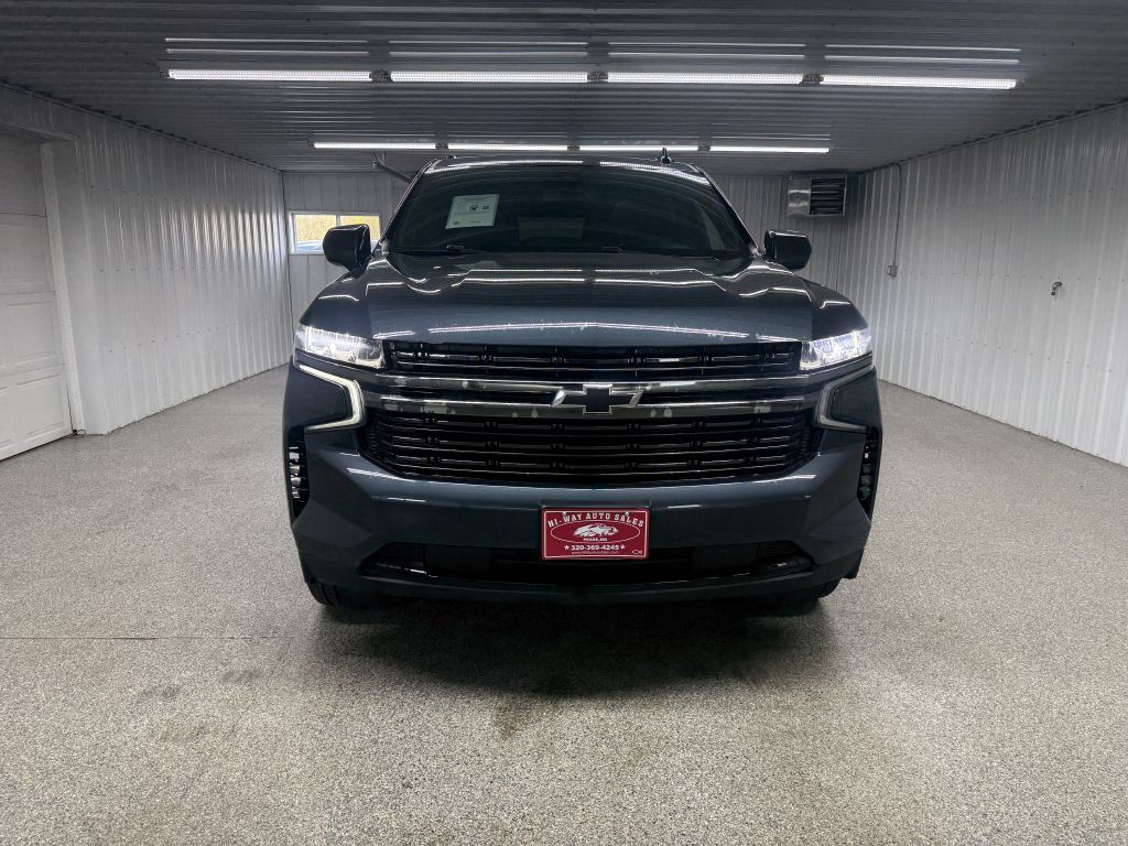 2021 Chevrolet Suburban Image 3