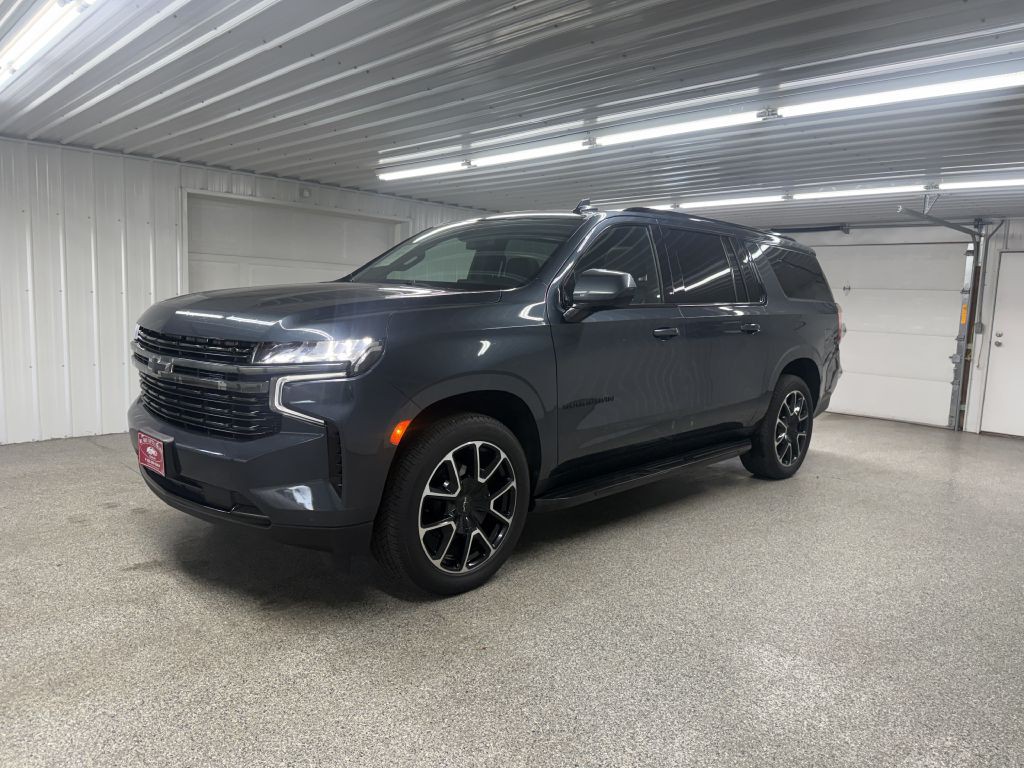 2021 Chevrolet Suburban Image 4