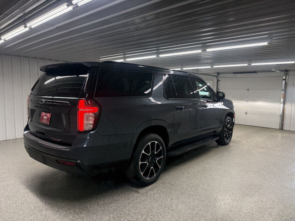 2021 Chevrolet Suburban Image 7