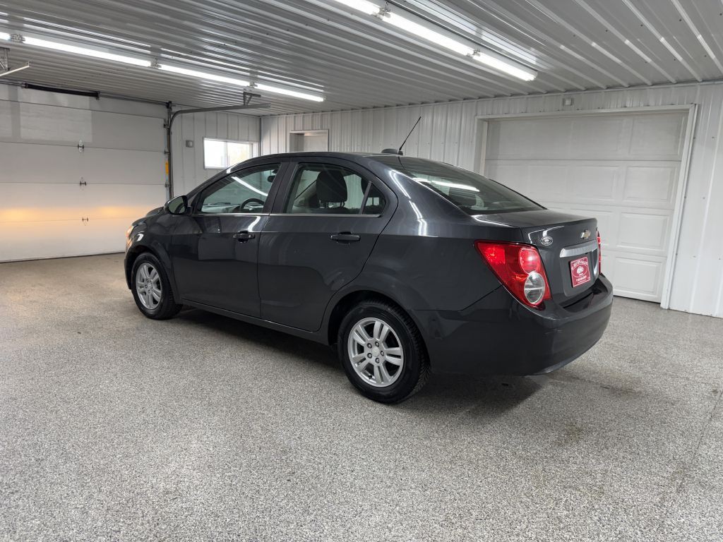2015 Chevrolet Sonic Image 4