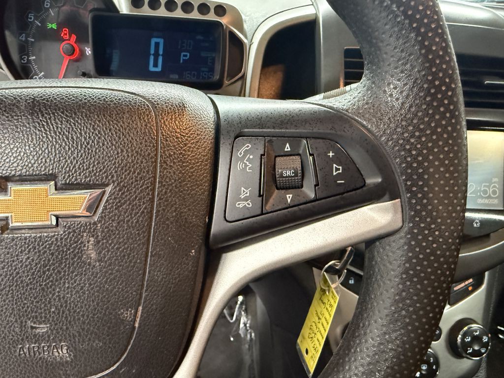 2015 Chevrolet Sonic Image 16