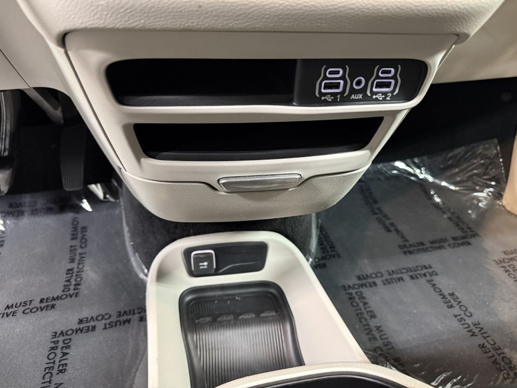 2023 Chrysler Pacifica Image 21