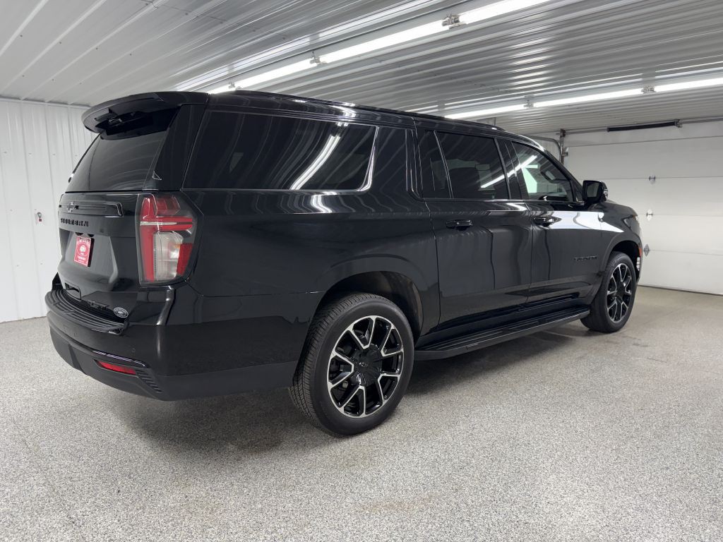 2023 Chevrolet Suburban Image 7
