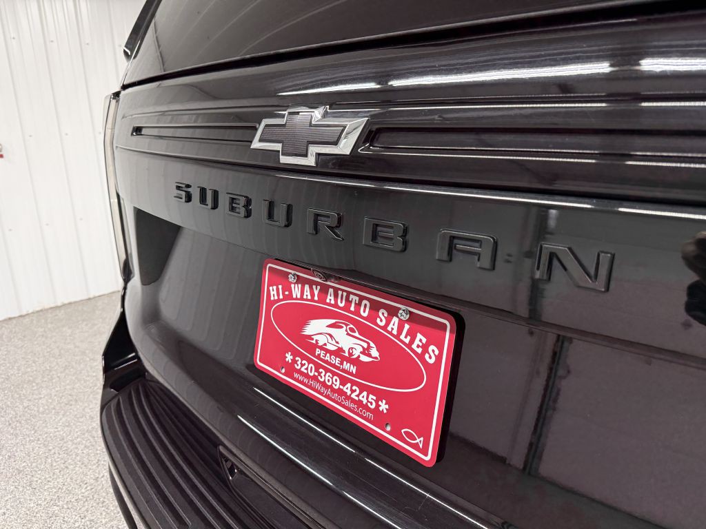 2023 Chevrolet Suburban Image 9