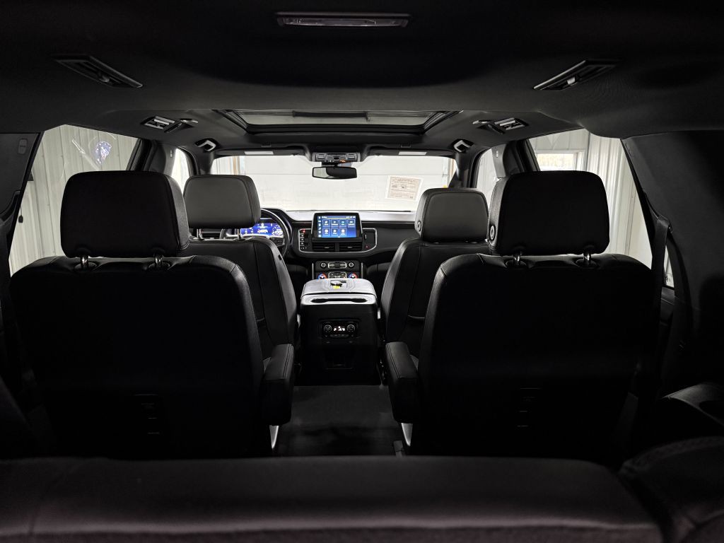 2023 Chevrolet Suburban Image 44