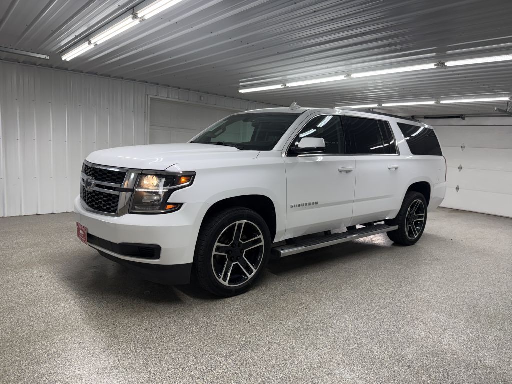 2019 Chevrolet Suburban Image 4