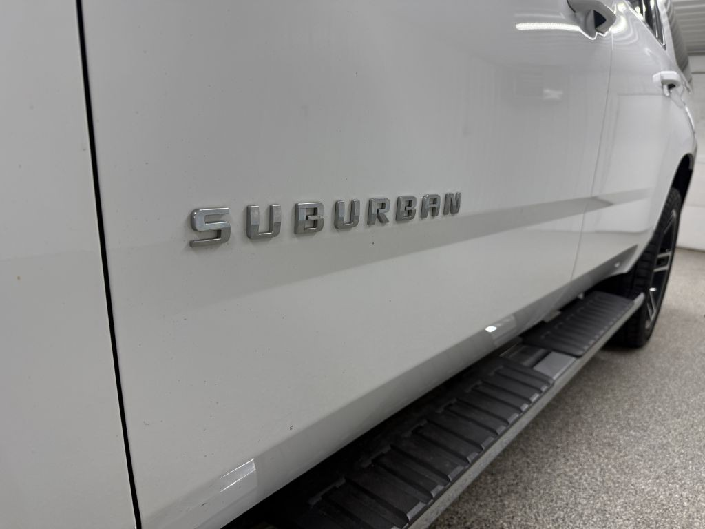 2019 Chevrolet Suburban Image 9