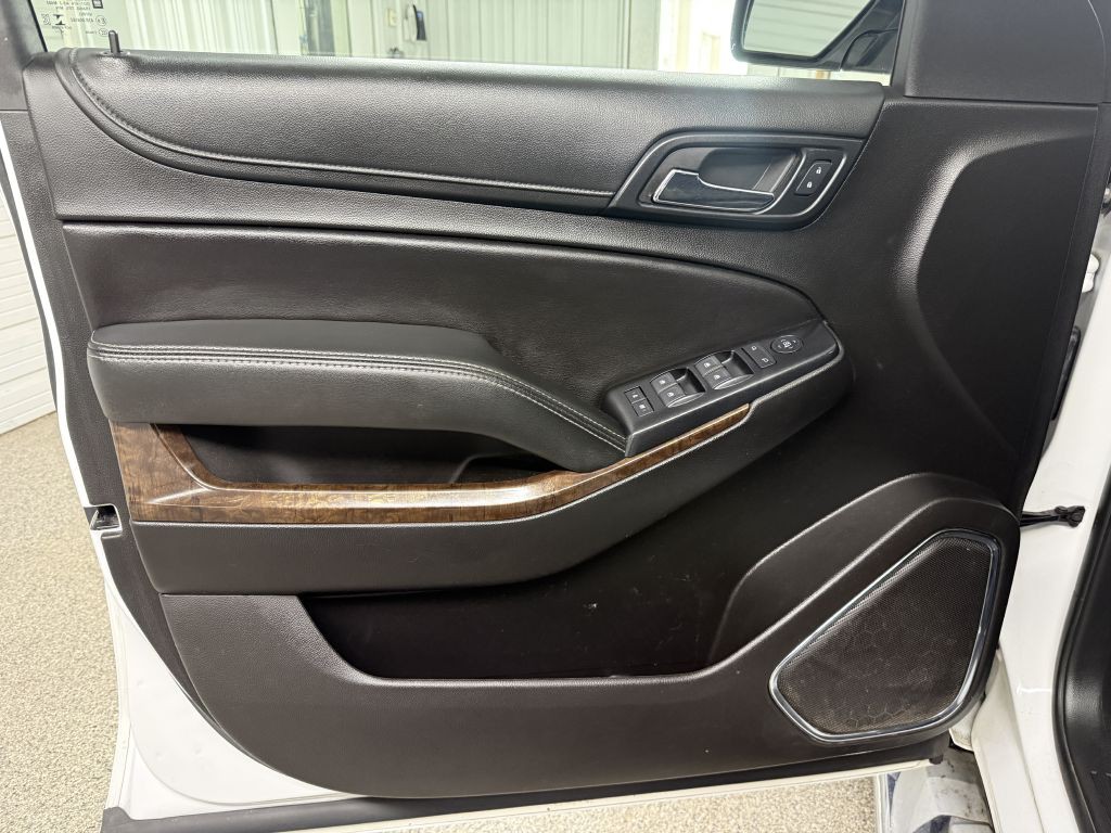 2019 Chevrolet Suburban Image 21
